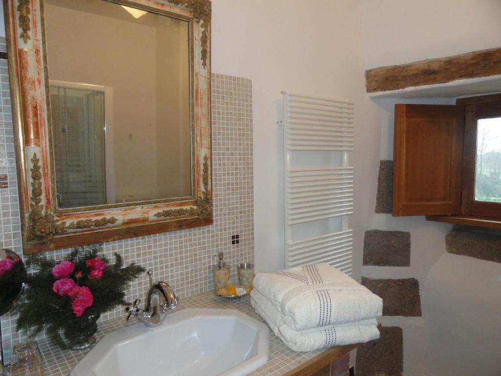 Bed and Breakfast Manoir De La Branche Maen Roch Zewnętrze zdjęcie