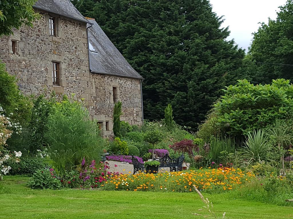 Bed and Breakfast Manoir De La Branche Maen Roch Zewnętrze zdjęcie