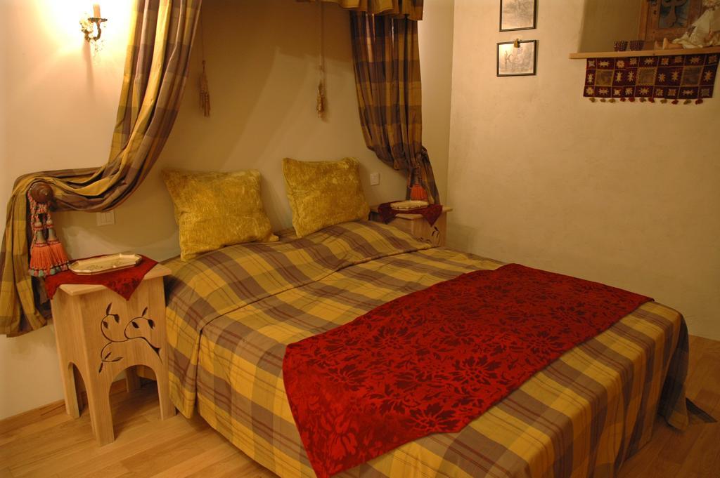 Bed and Breakfast Manoir De La Branche Maen Roch Zewnętrze zdjęcie